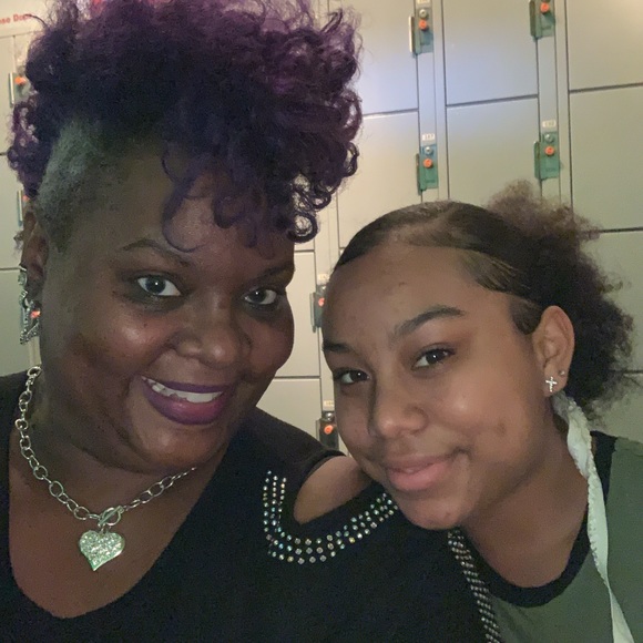 Meet your Posher, Marshlli - Picture 2 of 2